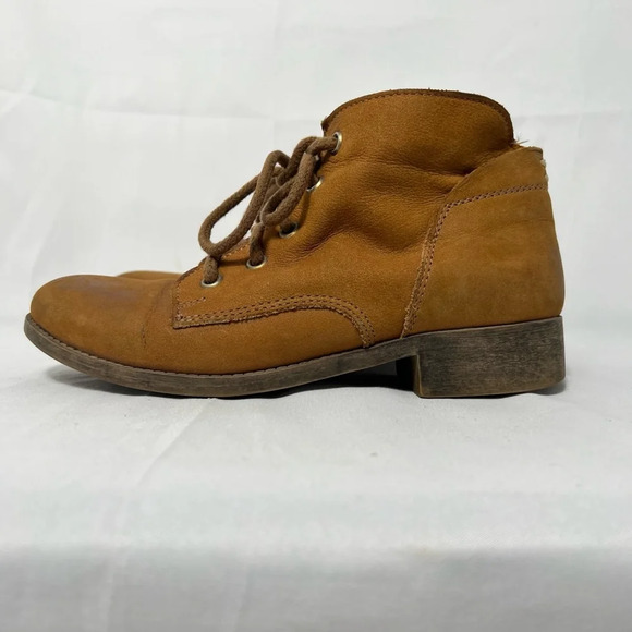 Steve Madden Rubin Booties Size 6 Brown Leather Rugged Chic - Picture 5 of 13